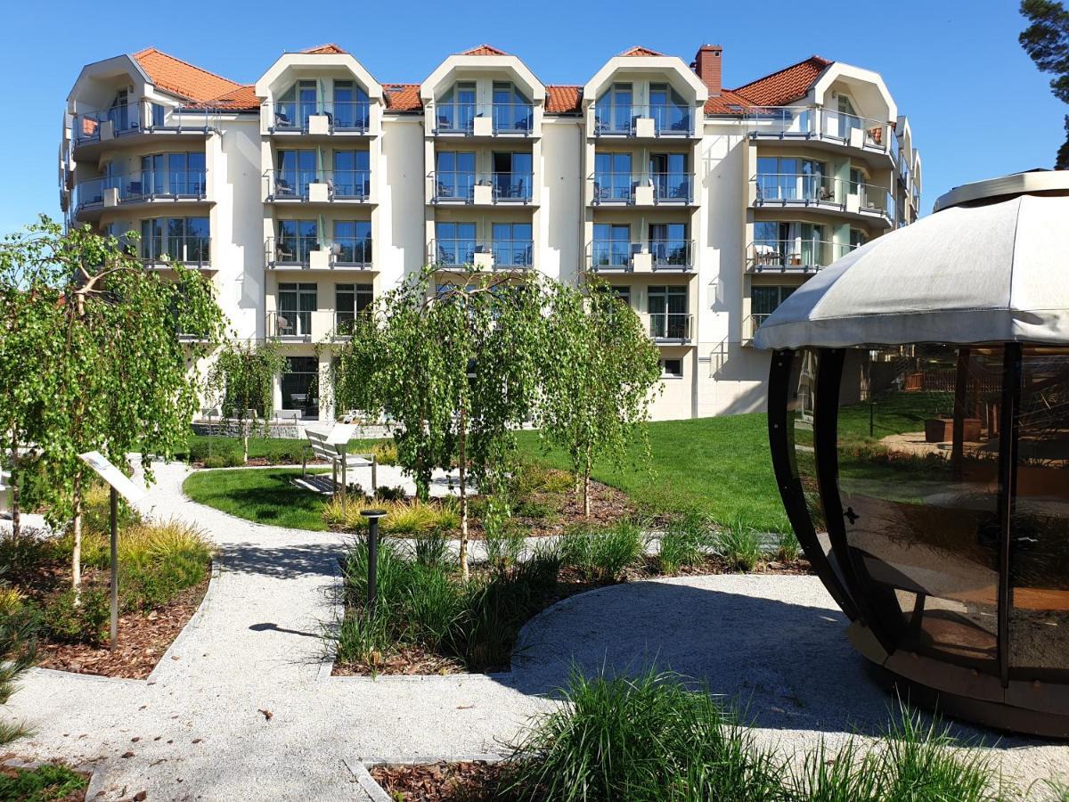 White Hotel 3*